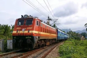 महिला डब्यात विनापरवानगी प्रवेश महागात; २,५०० रुपयांपर्यंत दंड