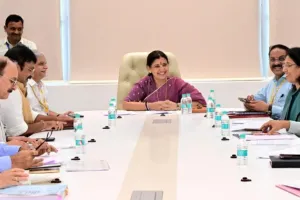 झोपडपट्टी पुनर्वसन प्रकल्पांना गती; राज्यमंत्री माधुरी मिसाळ यांचा आदेश