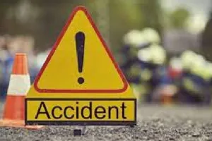 राजाराम पुलाजवळ सिमेंट मिक्सरची दुचाकीला धडक; ४७ वर्षीय महिलेचा मृत्यू, अवजड वाहनांच्या नियमभंगाचा प्रश्न ऐरणीवर