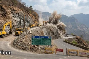 दिवेघाटातील रस्ता रुंदीकरणासाठी उद्या दुपारी दोन तास वाहतूक पूर्णपणे बंद; पर्यायी मार्गाचा वापर करण्याचे आवाहन