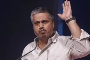 महाराष्ट्रात ‘एसआयआर’वरून राजकीय खळबळ; ३ कोटी मतदार वगळले जाण्याचा रोहित पवारांचा दावा