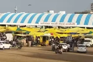 वाघोलीत ३५ वर्षीय व्यक्तीची निर्घृण हत्या; आधी कारने धडक, नंतर लोखंडी पाईपने हल्ला, ८ जण गजाआड