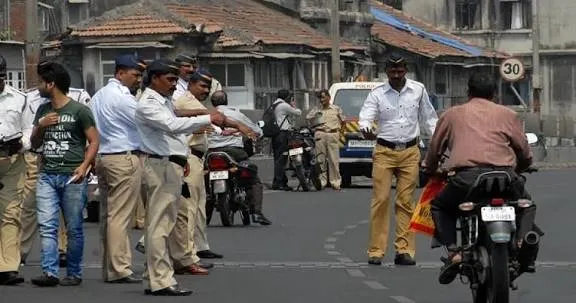 पुणेकरांसाठी दिलासा; ई-चलन दंडवसुलीला ३१ ऑगस्टपर्यंत स्थगिती