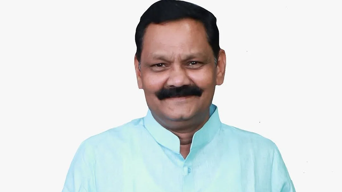 शासकीय आश्रमशाळेतील विद्यार्थी गणवेश खरेदी प्रकरणी कोणतीही अनियमितता नाही - आदिवासी विकास मंत्री डॉ. अशोक वुईके