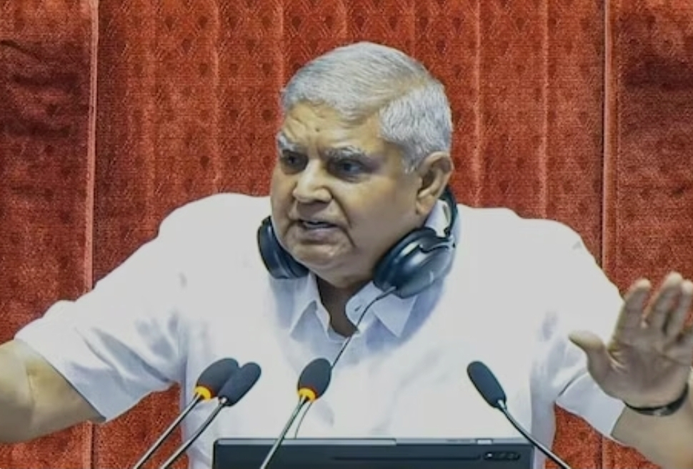भारताचे उपराष्ट्रपती जगदीप धनकड यांचा राजीनामा