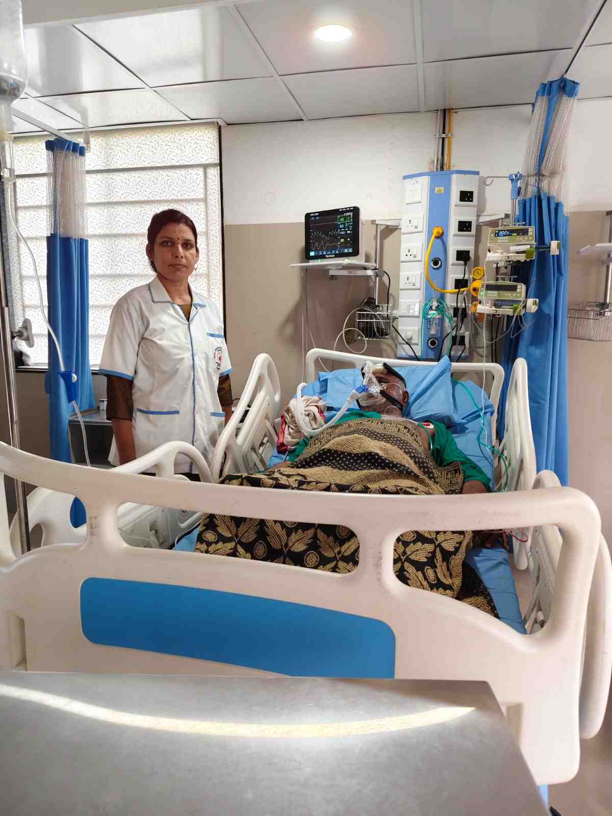 आयुष्मान भारत आणि महात्मा फुले जन आरोग्य योजनेमुळे  वारकऱ्याचे वाचले प्राण