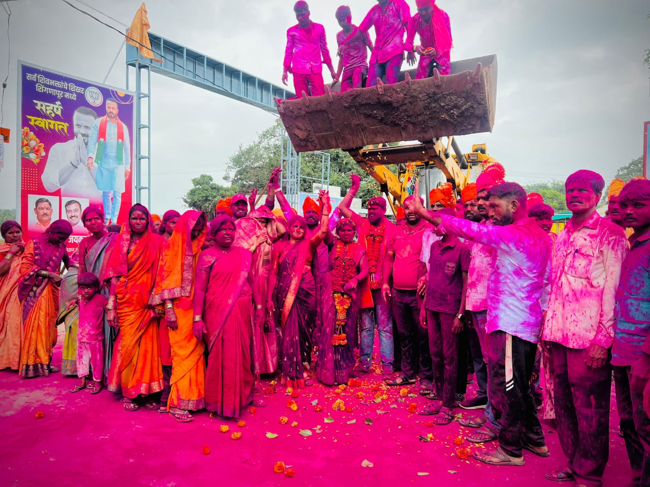 शिंगणापूरच्या सरपंचपदी वर्षा दणानेंची बिनविरोध निवड