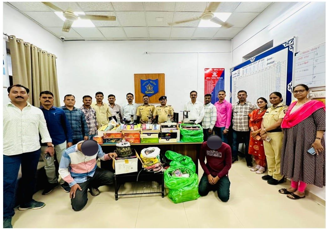 पुण्यात ऑनलाईन ई-सिगारेट आणि हुक्का फ्लेवर विकणाऱ्या टोळीचा पर्दाफाश; विमानतळ पोलिसांची मोठी कारवाई