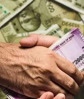  कृषी अधिकाऱ्याला लाच घेताना साताऱ्यात रंगेहात अटक