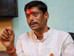 पुण्यात आर्थिक वादातून आणि त्रासाला कंटाळून सेंट्रींग ठेकेदाराची गळफास घेऊन आत्महत्या; अनेक दिग्गजांसह १३ जणांवर गुन्हा दाखल