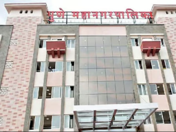अनधिकृत बांधकामामुळे पुण्यातील १० नवनिर्वाचित नगरसेवकांचे सदस्यत्व धोक्यात