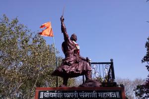 धर्मवीर छत्रपती संभाजी महाराज: अद्वितीय शौर्य आणि धर्मासाठी दिलेले महान बलिदान